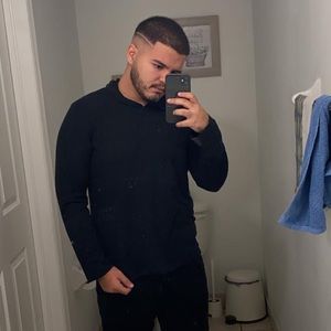 Meet your Posher, Gil nemesio